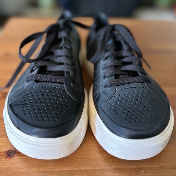 Crocs CitiLane Roka Court Sneakers Ventilated Black with White Trim Mens Size 7 - Picture 2 of 9